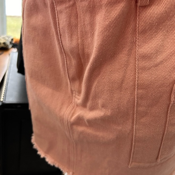 VERY J JUNIOR PINK DENIM SKIRT WITH FRIDGE BOTTOM DBL FRONT POCKET - Picture 9 of 12